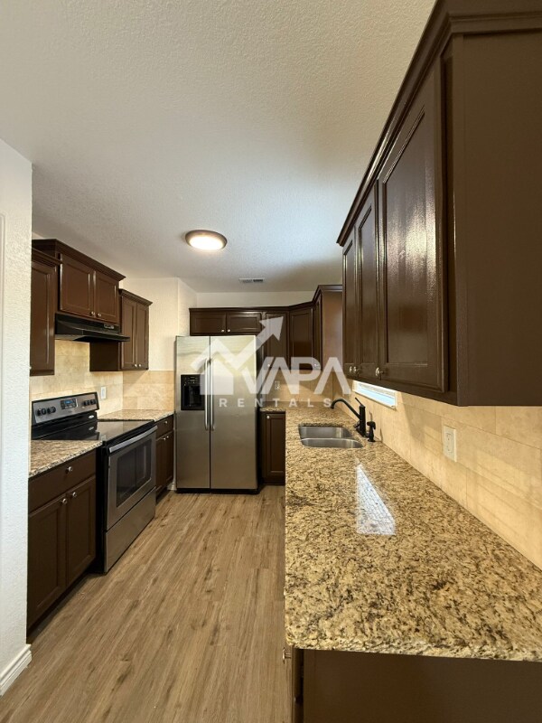 Photo - 4718 Saddle Ridge House