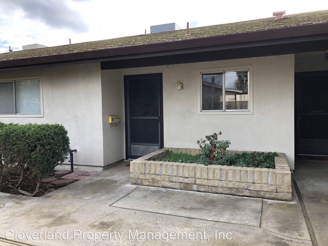 Primary Photo - 2 br, 1 bath House - 2200 San Lucas Ct. #B