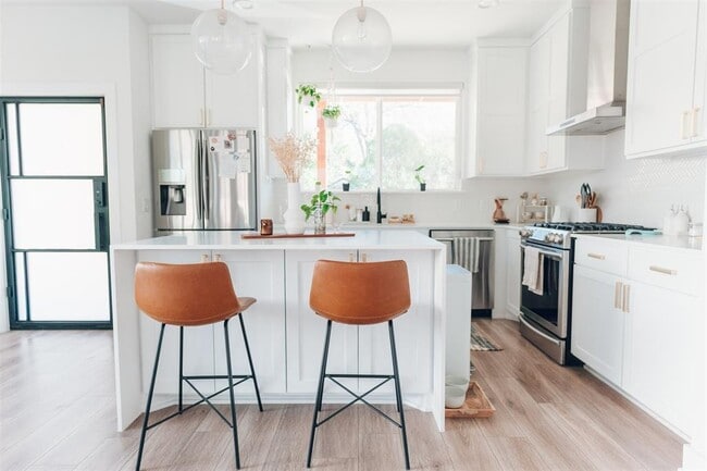 Building Photo - 1106 Walton Ln