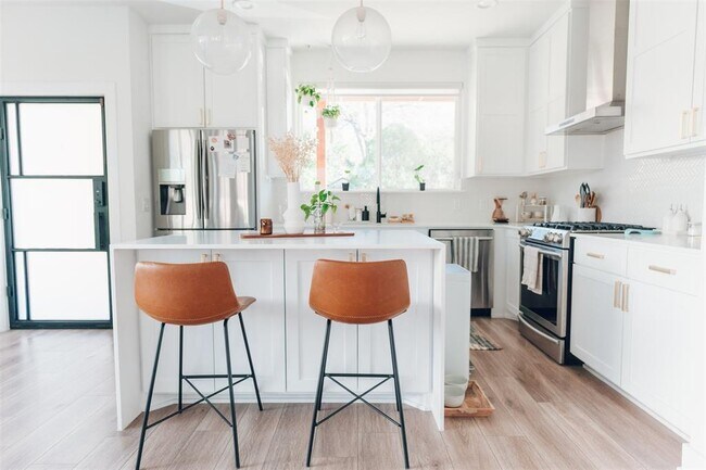 Foto del edificio - 1106 Walton Ln