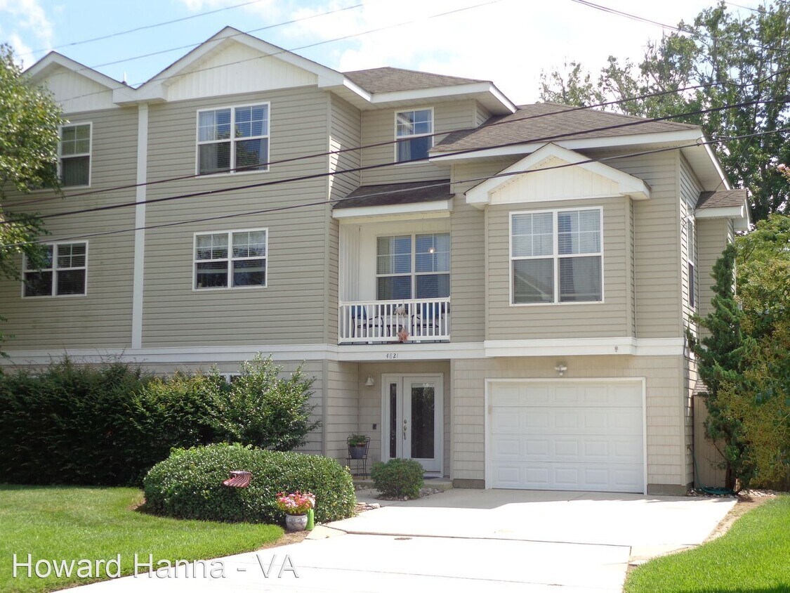 Primary Photo - 3 br, 2.5 bath House - 4821 Lee Avenue