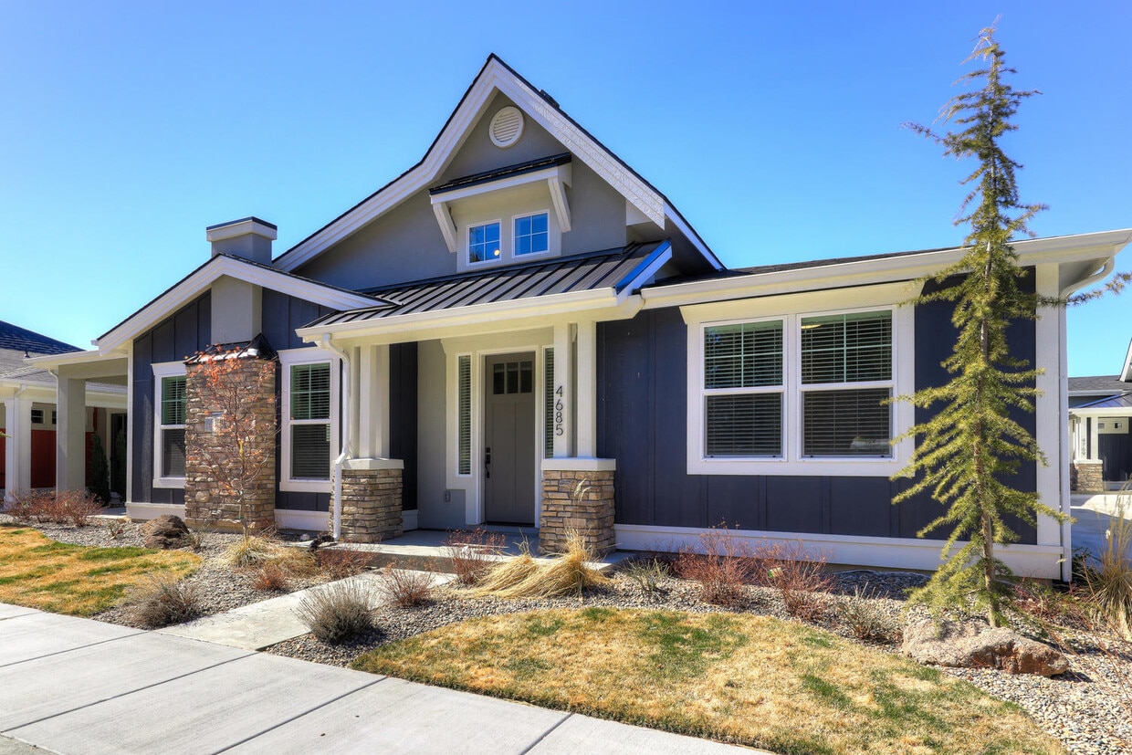 Foto principal - 4763 N Sunderland Ln