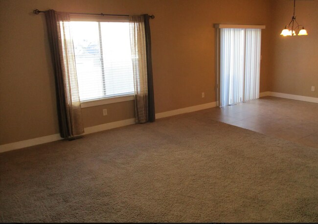 Foto del edificio - 193 N 350 W St