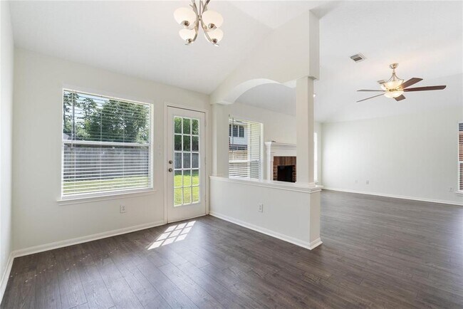 Foto del edificio - 14418 Wynfield Dr