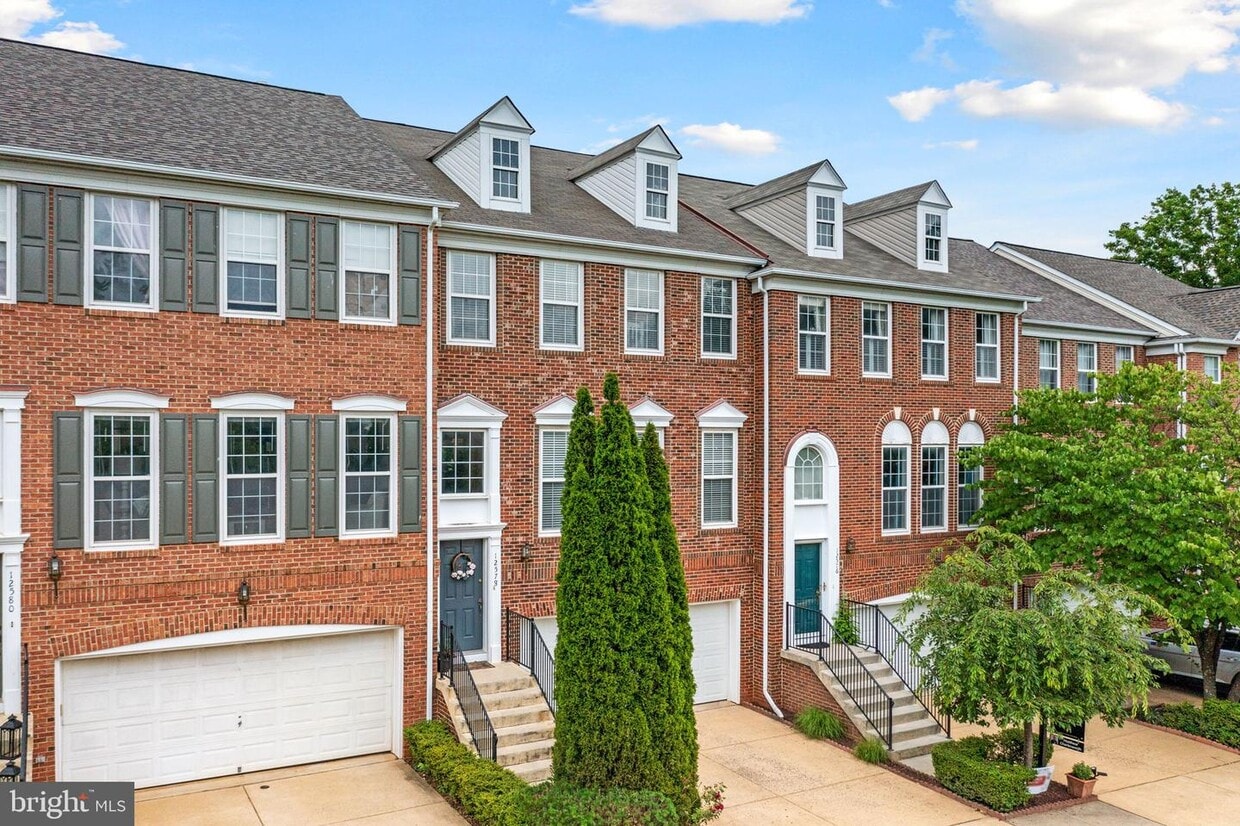 12578 Fair Village Way, Fairfax, VA 22033 Townhome Rentals in Fairfax
