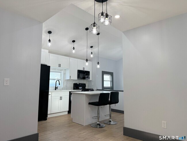 Foto del edificio - 134 Hubinger St