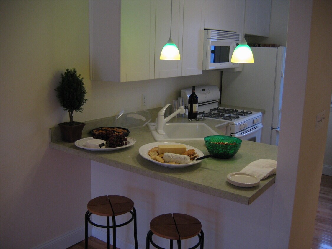 Building Photo - 125 Olive Street