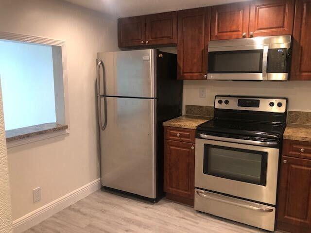 Foto del edificio - 9235 SW 8th St