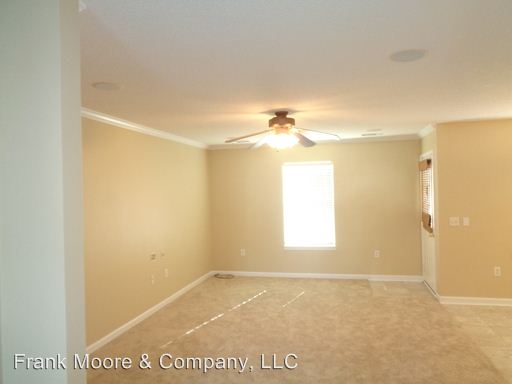 Building Photo - 1004 Towne Park Dr