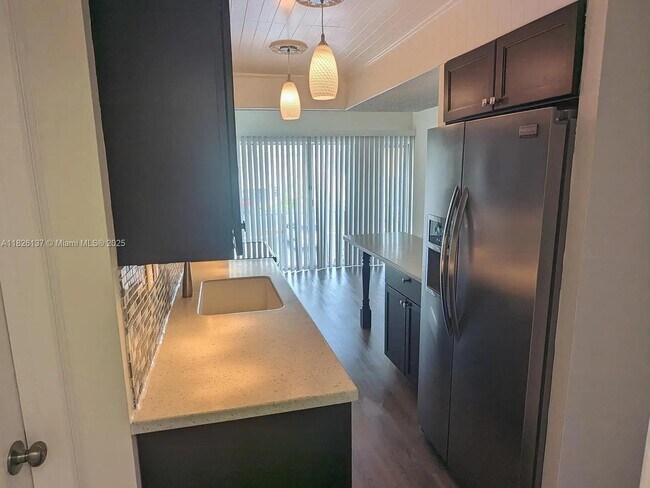 Foto del edificio - 9331 SW 4th St