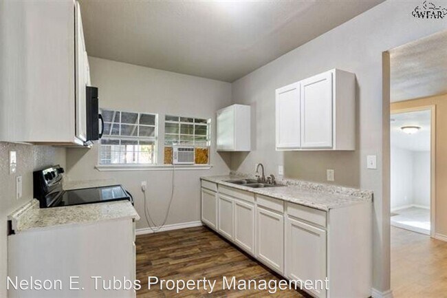 Building Photo - 3 br, 2 bath House - 2903 Sherman Rd