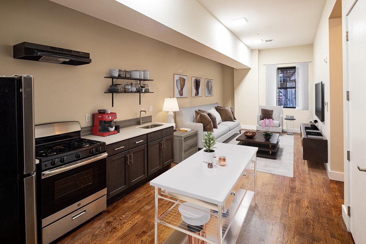 Foto principal - 72 Woodlawn Ave