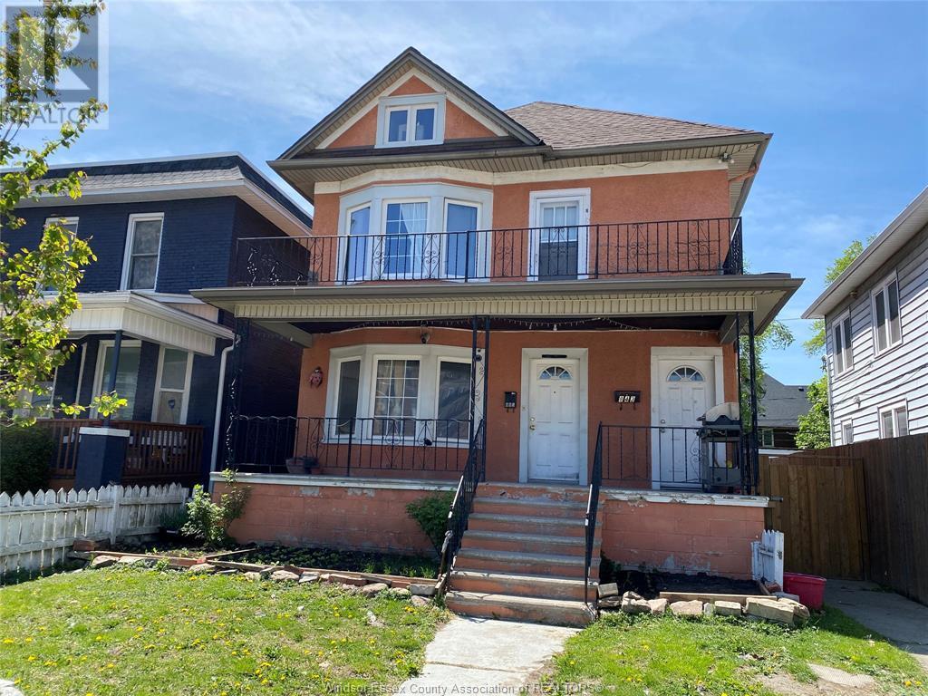 Primary Photo - 845 Pelissier St
