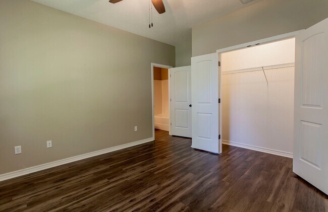 Foto del edificio - 3 Bed / 3 Bath 1200sqft House