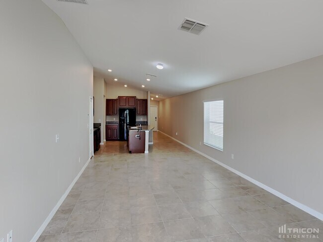 Building Photo - 5029 Golden Fig Ln