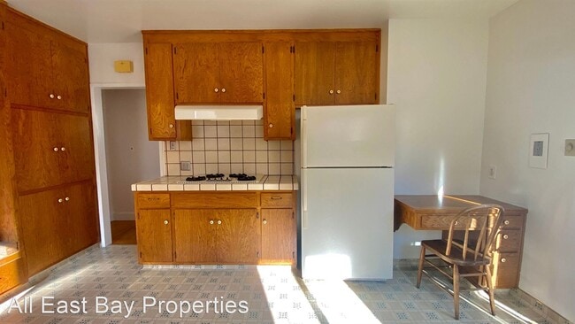 Building Photo - 3 br, 1 bath House - 1011 Ramona Ave.