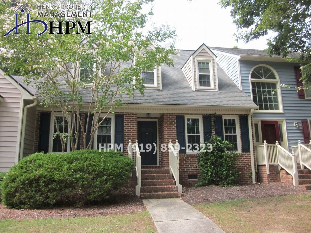 Primary Photo - 103 Heatherwood Dr