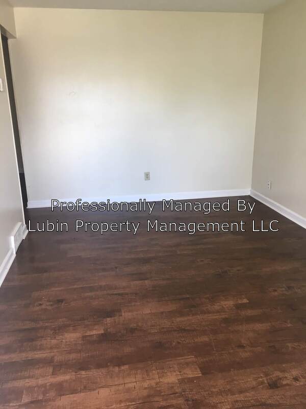 Building Photo - 4233 Arrowood Ave