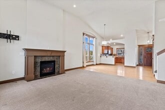 Building Photo - 5996 S Egmont Ave