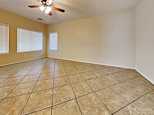 Foto del edificio - 3517 W St Charles Ave