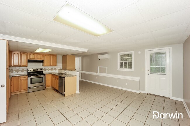 Building Photo - 190 Hearthstone Dr W