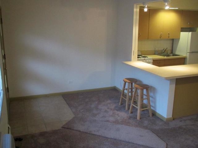 Building Photo - 725 Busse Hwy