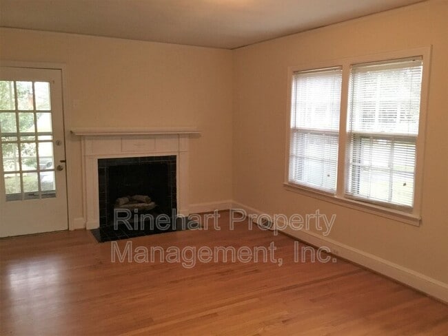 Building Photo - 1035 Candlewood Ln