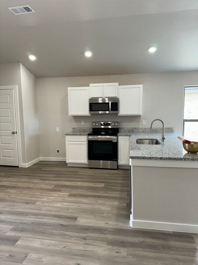 Building Photo - Brand new construction 3/2/2 CISD