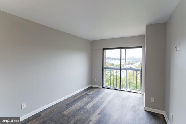 Foto del edificio - 1001 26th St NW