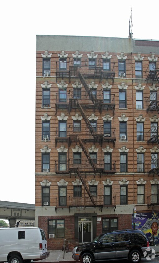 Foto del edificio - 244 S 3rd St