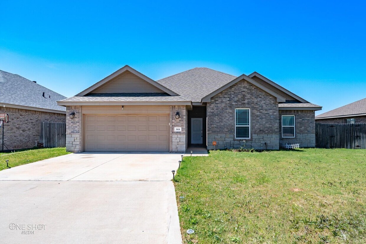 Foto principal - 3018 Oakley St