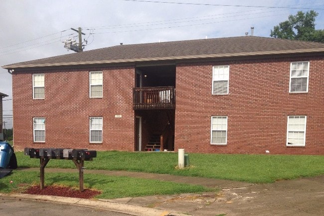 231 Highland Blvd