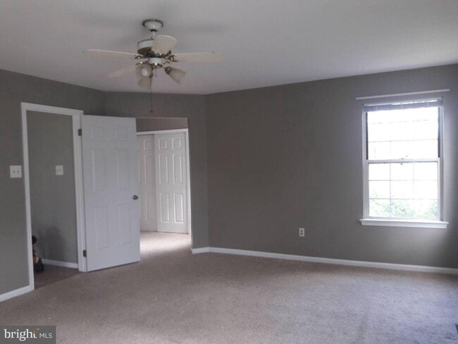 Building Photo - 105 Preston Dr