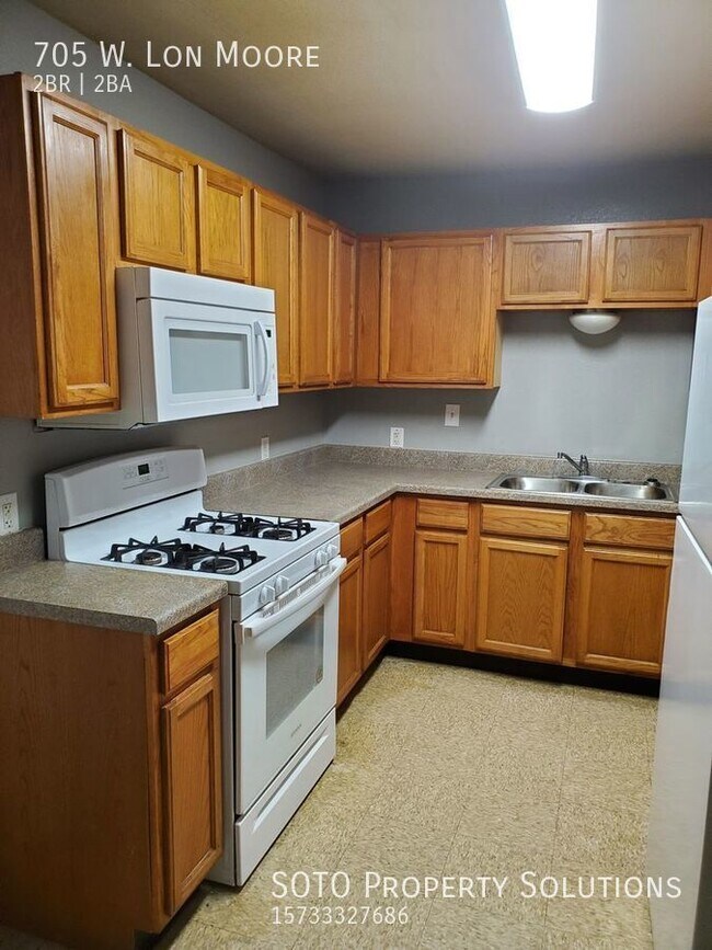 Foto del edificio - 2 BD / 2 BA