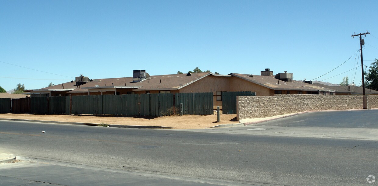 Foto del edificio - 20185 Thunderbird Rd