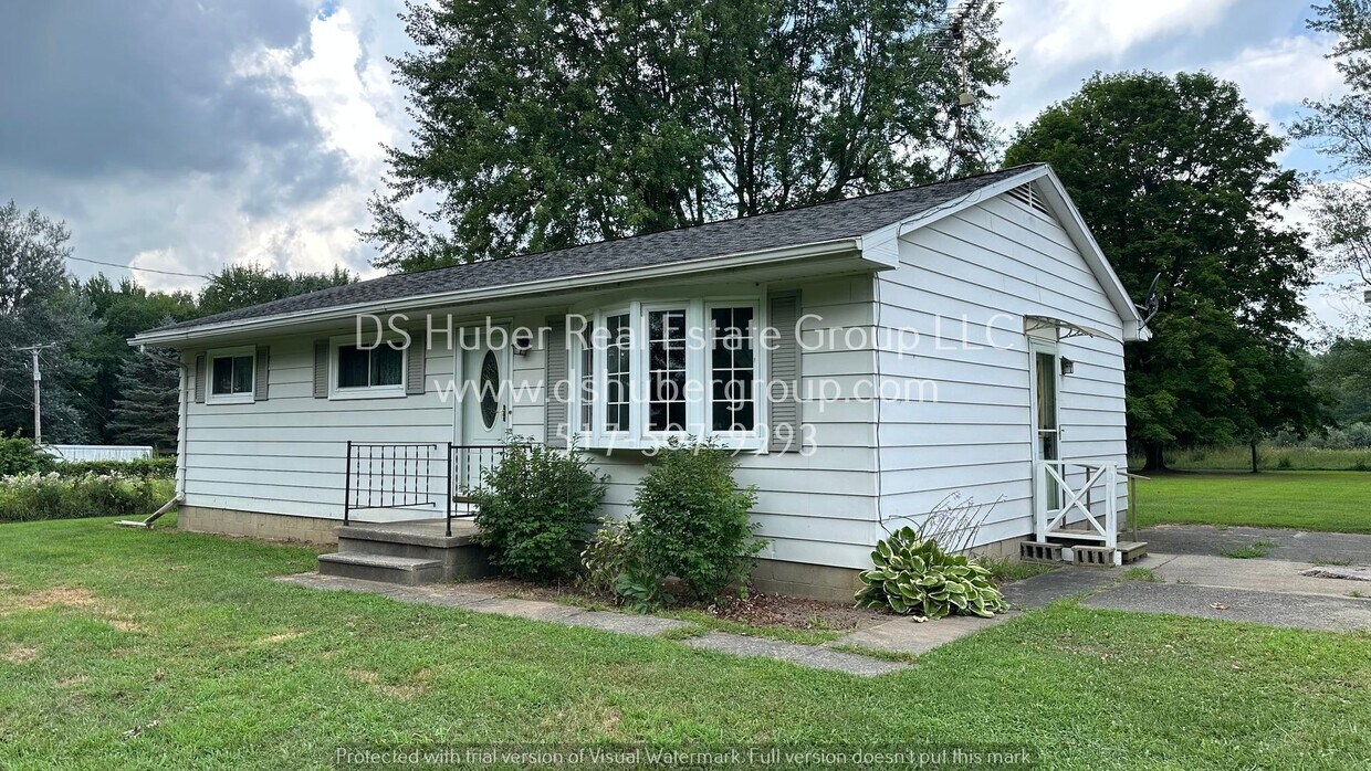 Primary Photo - 11150 Beardslee Rd