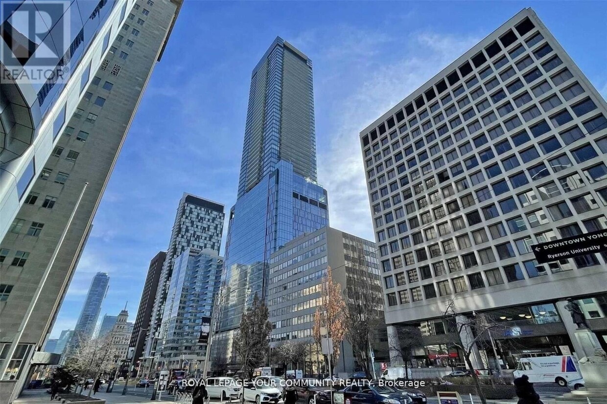 Photo principale - 488 University Ave