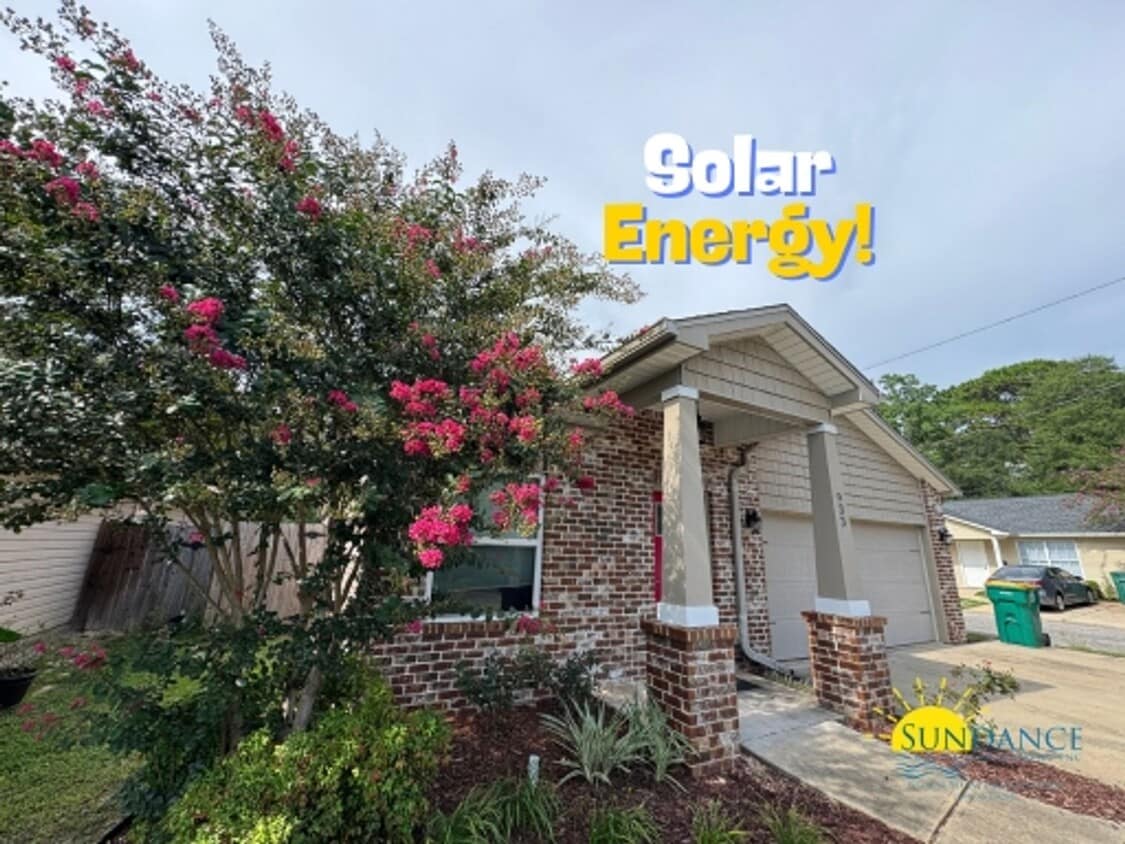 Primary Photo - Energy Efficient SOLAR PANELS, a must see ...