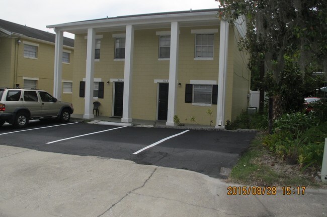 Foto del edificio - 706 W Dixie Ave