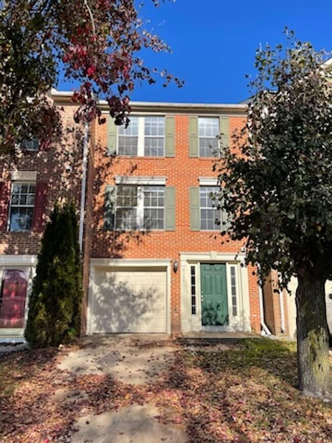 Building Photo - 4136 Hummel Way