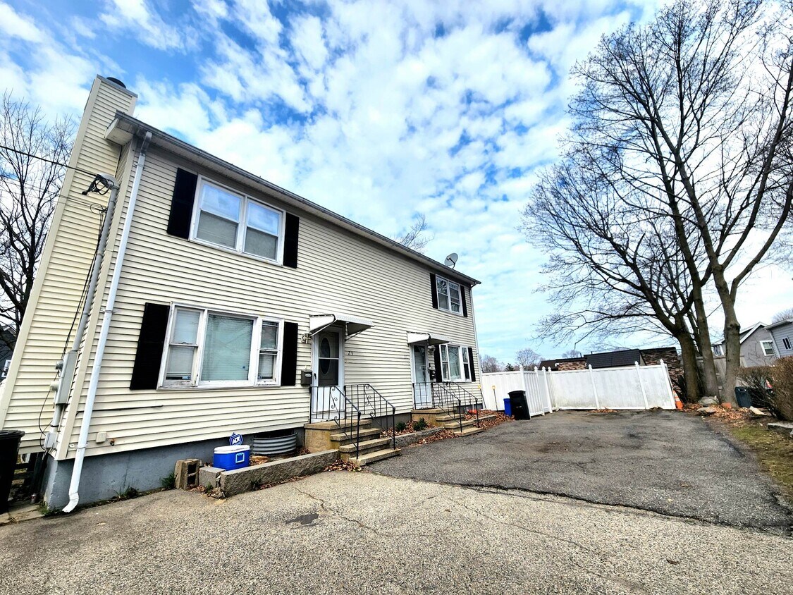 31 California Ave, Quincy, MA 02169 Townhome Rentals in Quincy MA