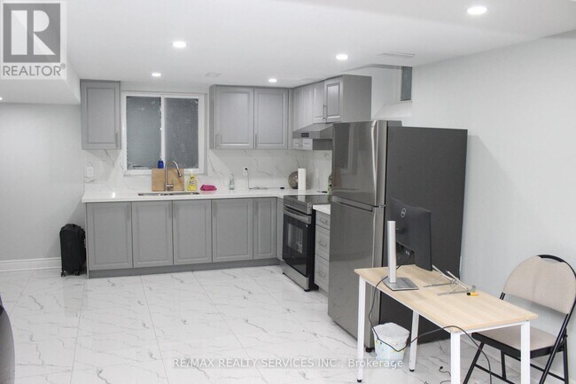 Photo du bâtiment - BSMT-21 JACKSONVILLE DRIVE