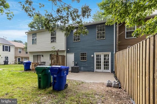 Building Photo - 4311 Drake Ct