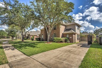 Building Photo - 6219 Surfside Ln