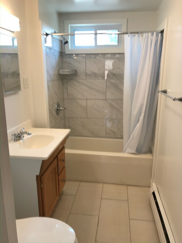 Bathroom - 201 Union St