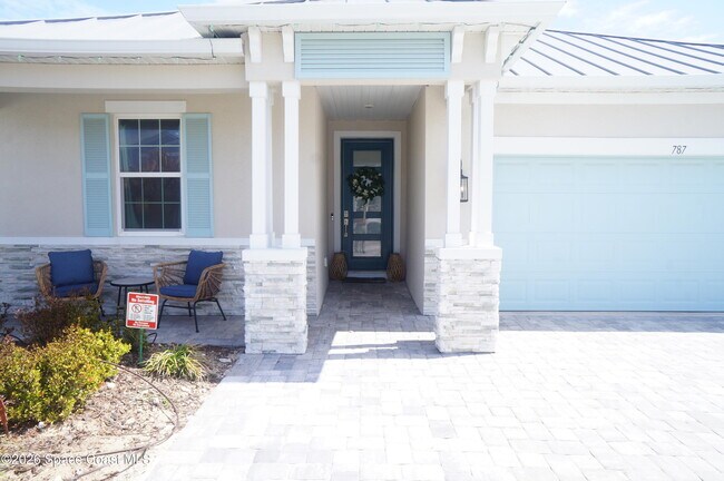 Foto del edificio - 787 Clearwater Ave