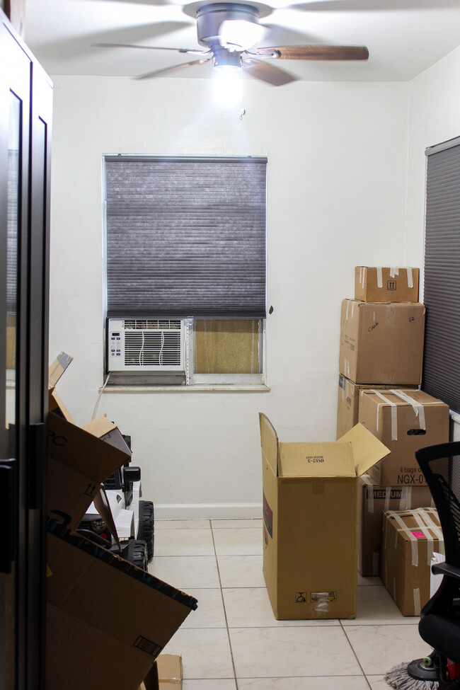 Foto del edificio - 5955 SW 5th St
