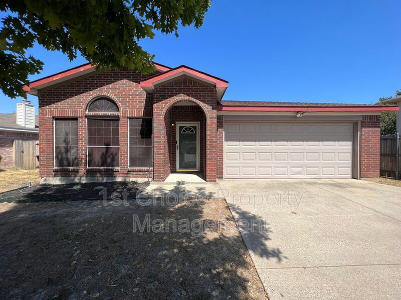 Primary Photo - 7904 Fox Chase Dr