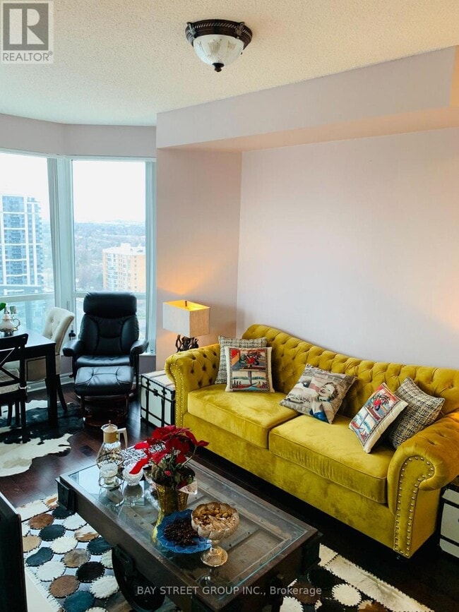 Photo du bâtiment - 60 Byng Ave