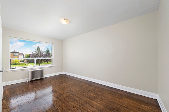 Photo du bâtiment - 12-26 Rosseau Rd